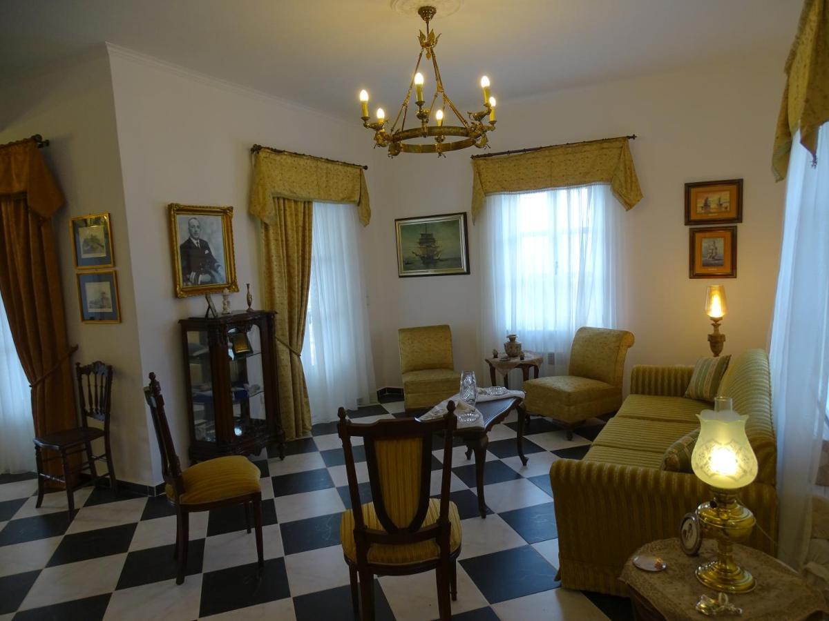 Villa Ada Гідра Екстер'єр фото
